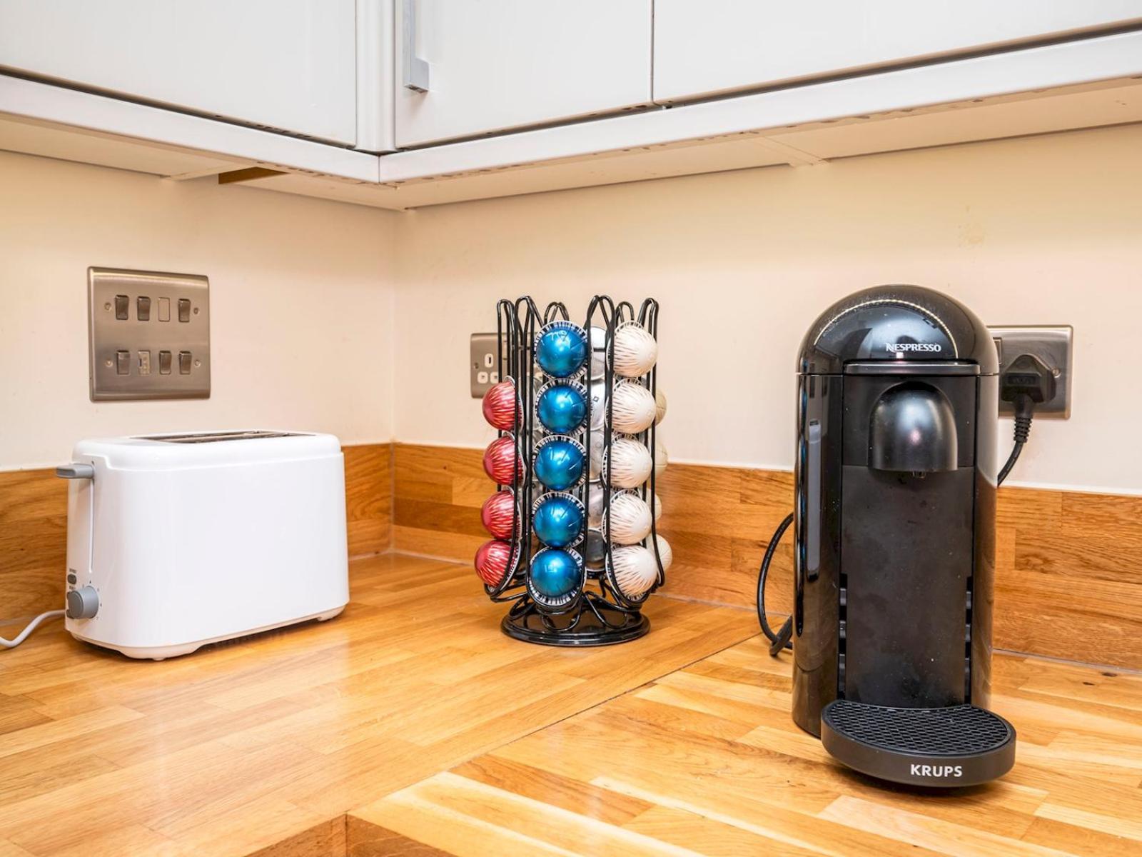 London Apartment Near Tower Bridge And Tube Pass The Keys Eksteriør billede