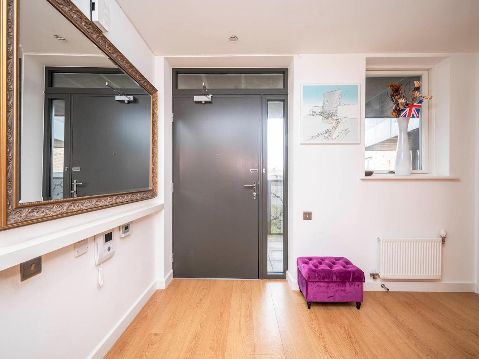 London Apartment Near Tower Bridge And Tube Pass The Keys Eksteriør billede